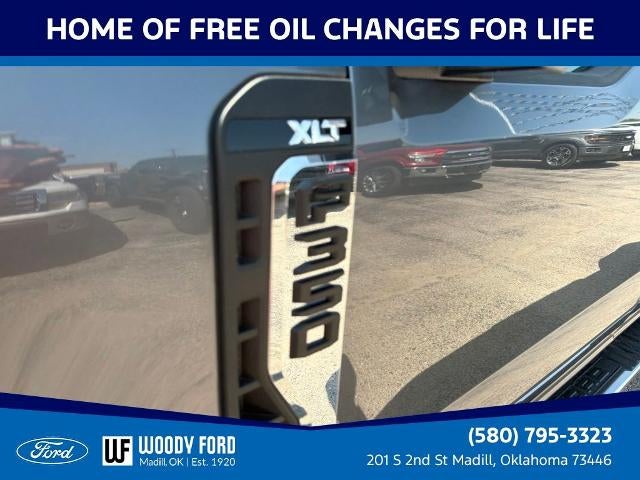 2026 Ford Super Duty F-350 DRW XLT 4WD Crew Cab 8' Box