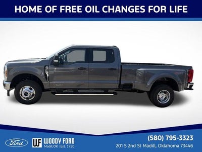 2026 Ford Super Duty F-350 DRW XLT 4WD Crew Cab 8' Box