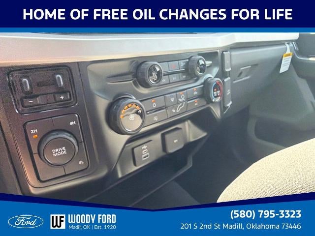2026 Ford Super Duty F-350 DRW XLT 4WD Crew Cab 8' Box