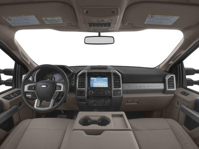 2017 Ford Super Duty F-350 DRW Lariat 4WD Crew Cab 8' Box