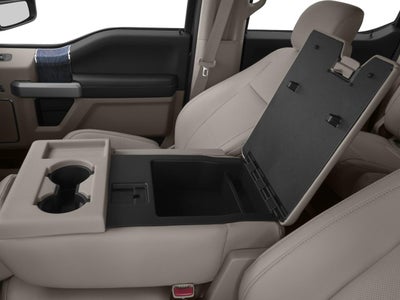 2017 Ford Super Duty F-350 DRW Lariat 4WD Crew Cab 8' Box