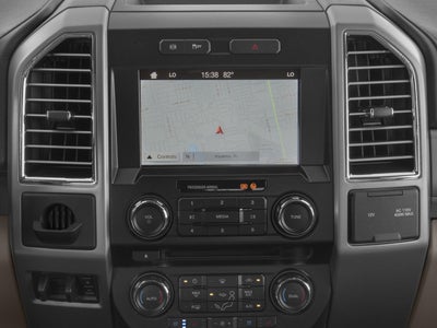 2017 Ford Super Duty F-350 DRW Lariat 4WD Crew Cab 8' Box