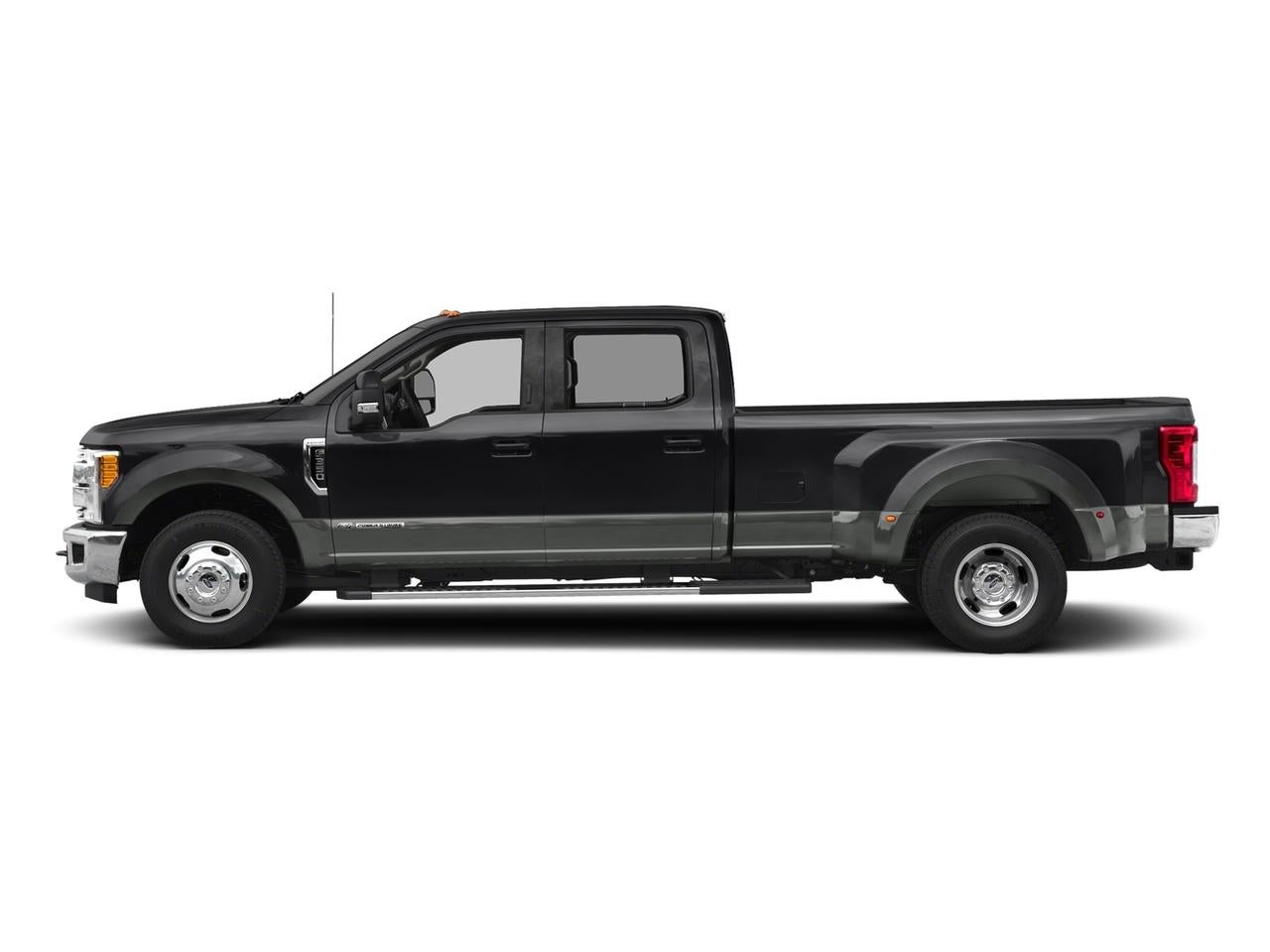 2017 Ford Super Duty F-350 DRW Lariat 4WD Crew Cab 8' Box