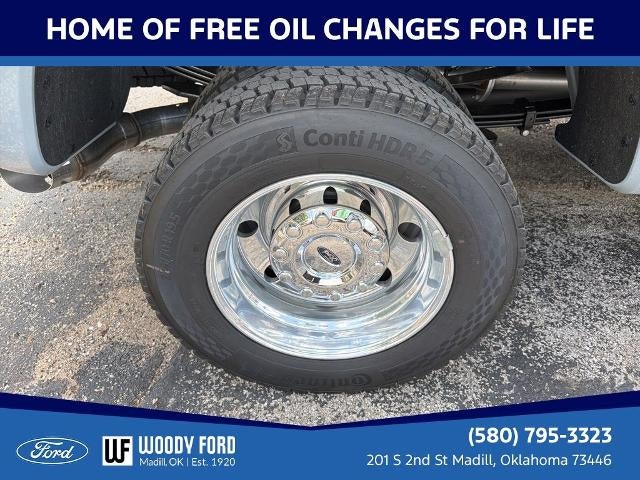 2026 Ford Super Duty F-450 DRW LARIAT 4WD Crew Cab 8' Box