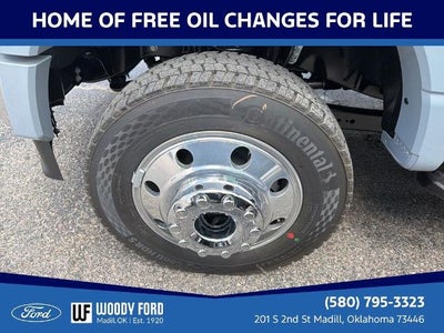 2026 Ford Super Duty F-450 DRW LARIAT 4WD Crew Cab 8' Box