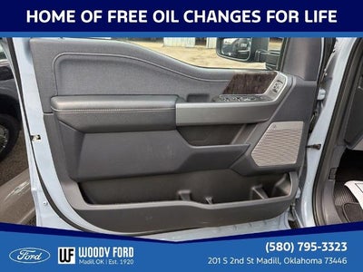 2026 Ford Super Duty F-450 DRW LARIAT 4WD Crew Cab 8' Box