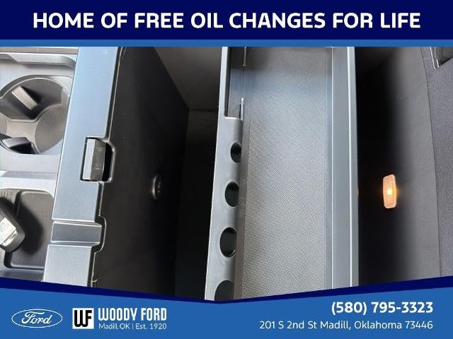 2026 Ford Super Duty F-450 DRW LARIAT 4WD Crew Cab 8' Box