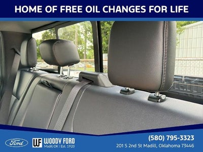 2026 Ford Super Duty F-450 DRW LARIAT 4WD Crew Cab 8' Box