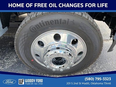 2026 Ford Super Duty F-450 DRW LARIAT 4WD Crew Cab 8' Box