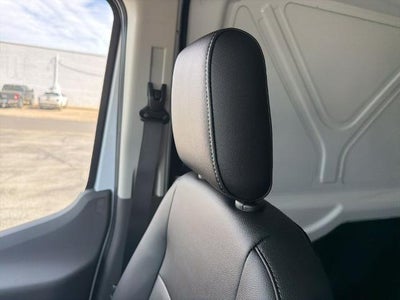 2026 Ford Transit Cargo Van T-250 148" Med Rf 9150 GVWR RWD