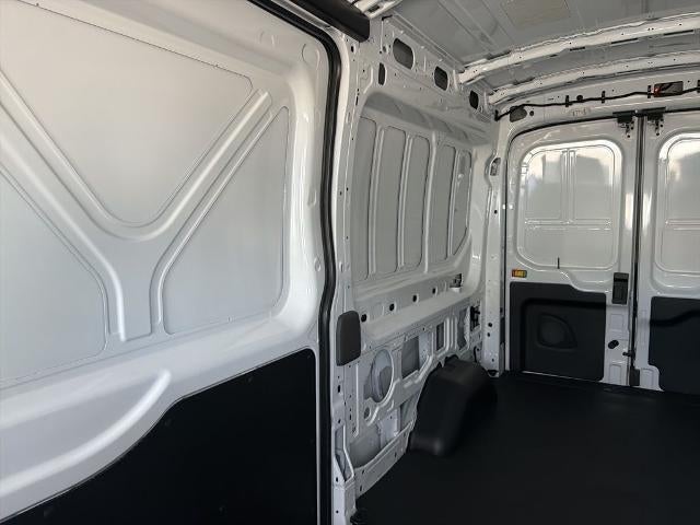 2026 Ford Transit Cargo Van T-250 148" Med Rf 9150 GVWR RWD