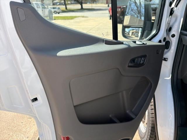 2026 Ford Transit Cargo Van T-250 148" Med Rf 9150 GVWR RWD