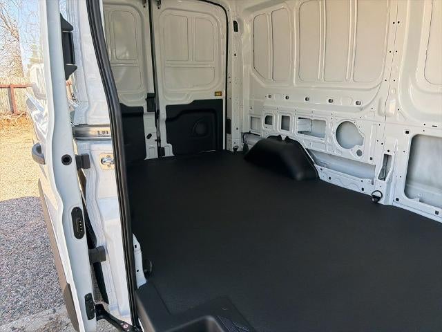 2026 Ford Transit Cargo Van T-250 148" Med Rf 9150 GVWR RWD