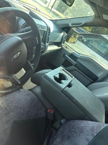 2015 Ford F-150 2WD SuperCrew 5-1/2 Ft Box XLT