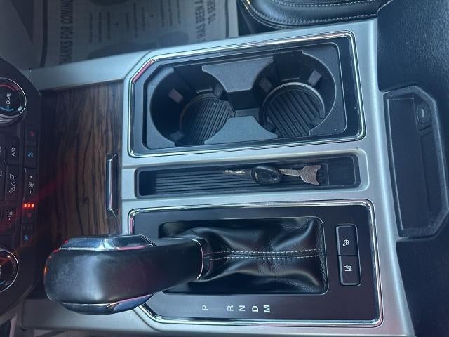 2020 Ford F-150 LARIAT 4WD SuperCrew 5.5' Box