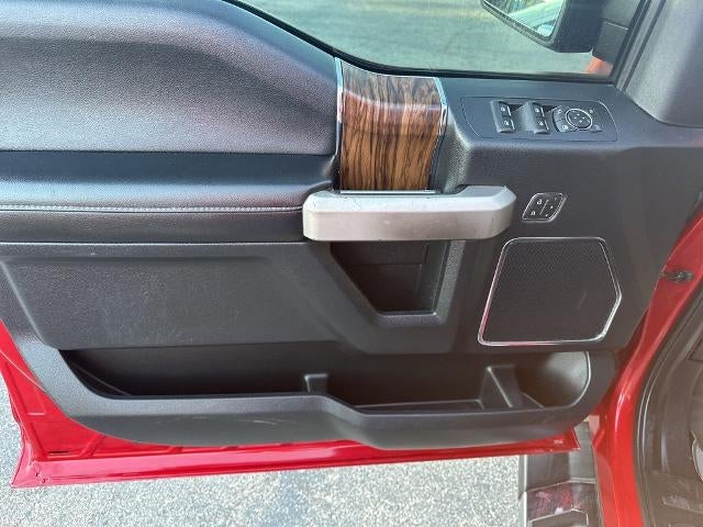 2020 Ford F-150 LARIAT 4WD SuperCrew 5.5' Box