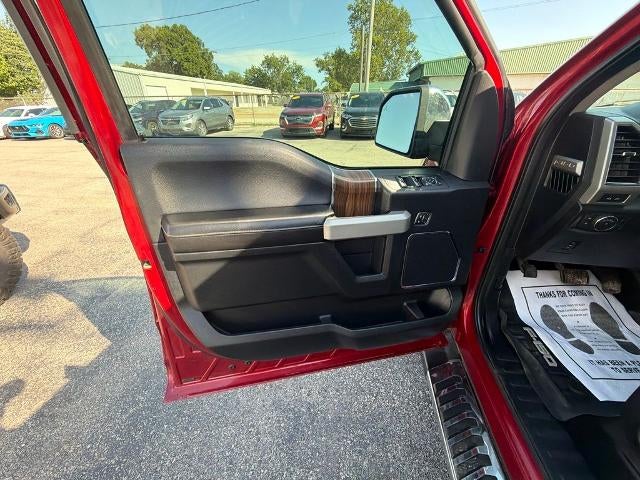 2017 Ford F-150 Lariat 4WD SuperCrew 5.5' Box