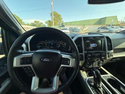 2017 Ford F-150 Lariat 4WD SuperCrew 5.5' Box