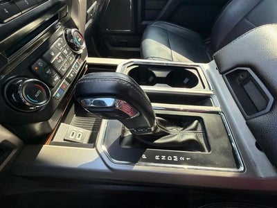 2017 Ford F-150 Lariat 4WD SuperCrew 5.5' Box