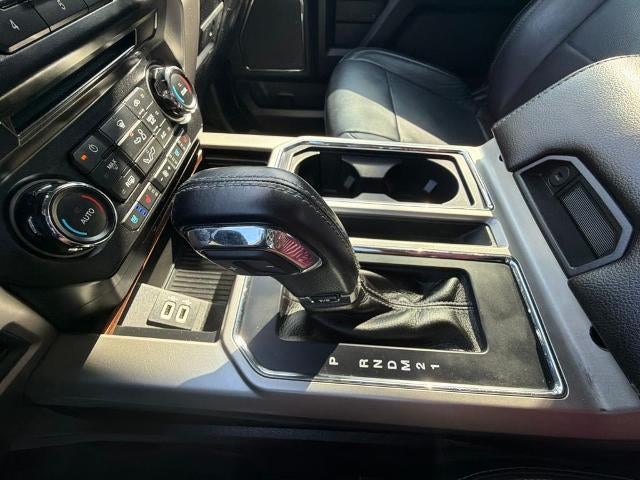 2017 Ford F-150 Lariat 4WD SuperCrew 5.5' Box