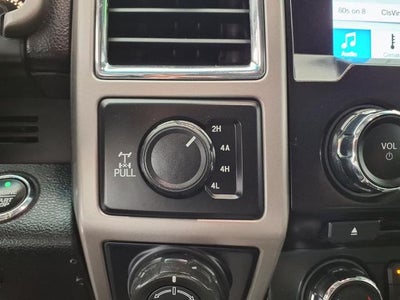 2017 Ford F-150 Lariat 4WD SuperCrew 5.5' Box