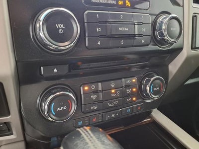 2017 Ford F-150 Lariat 4WD SuperCrew 5.5' Box
