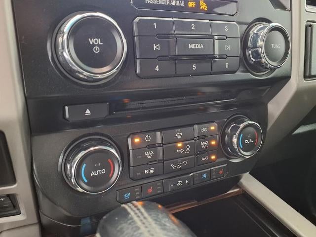 2017 Ford F-150 Lariat 4WD SuperCrew 5.5' Box