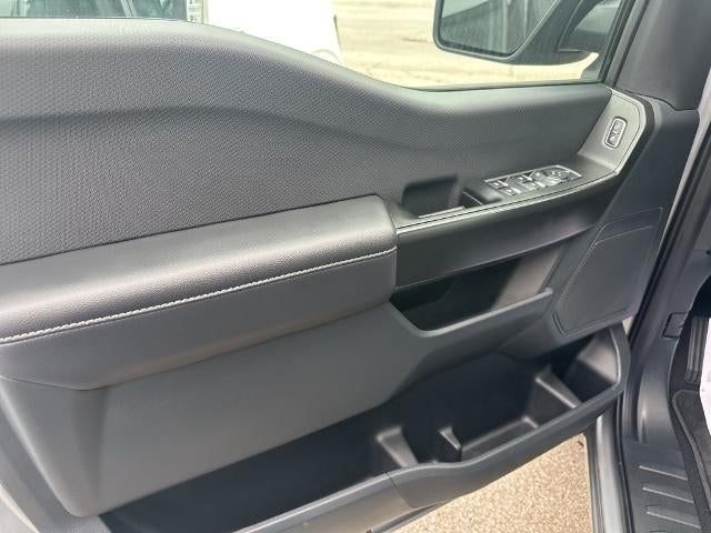 2025 Ford F-150 STX 2WD SuperCrew 5.5' Box