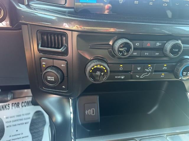 2025 Ford F-150 STX 4WD SuperCrew 5.5' Box