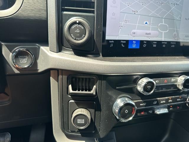 2025 Ford F-150 XLT 2WD SuperCrew 5.5' Box