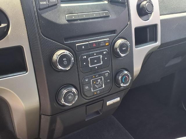 2013 Ford F-150 2WD SuperCrew 5-1/2 Ft Box XLT