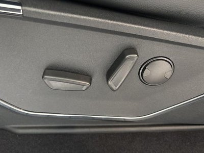 2023 Ford F-150 LARIAT 4WD SuperCrew 5.5' Box