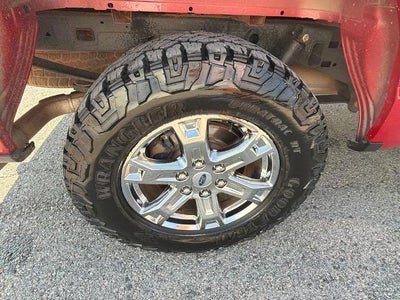 2022 Ford F-150 LARIAT 4WD SuperCrew 5.5' Box
