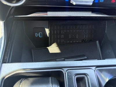 2022 Ford F-150 LARIAT 4WD SuperCrew 5.5' Box