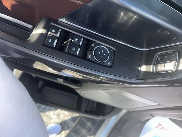 2023 Ford F-150 LARIAT 4WD SuperCrew 5.5' Box