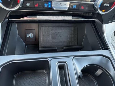 2022 Ford F-150 Platinum 4WD SuperCrew 5.5' Box