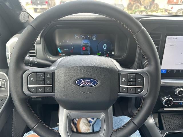 2025 Ford F-150 LARIAT 4WD SuperCrew 5.5' Box