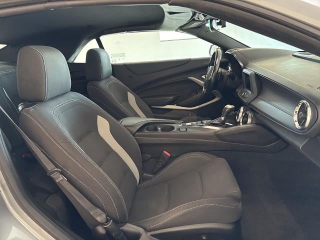 2023 Chevrolet Camaro 2dr Convertible 1LT