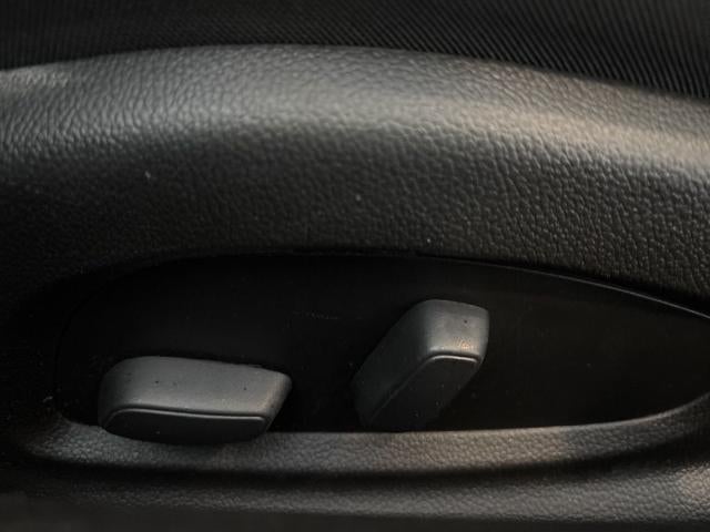 2023 Chevrolet Camaro 2dr Convertible 1LT