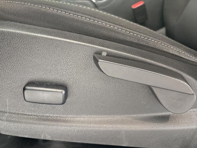 2022 Chevrolet Colorado Extended Cab Long Box 2-Wheel Drive LT