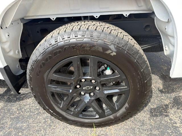 2025 Chevrolet Silverado 1500 Crew Cab Short Box 4-Wheel Drive Custom