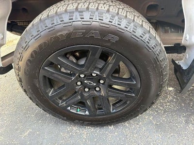 2025 Chevrolet Silverado 1500 Crew Cab Short Box 4-Wheel Drive Custom
