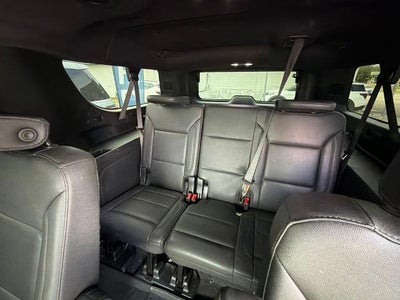2023 Chevrolet Suburban 2WD LT