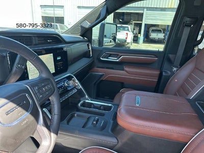 2025 GMC Sierra 2500 HD Crew Cab Standard Box 4-Wheel Drive Denali Ultimate