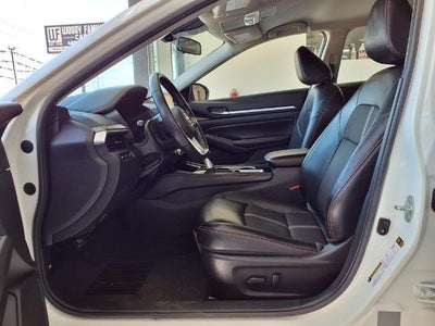 2024 Nissan Altima 2.5 SR Sedan