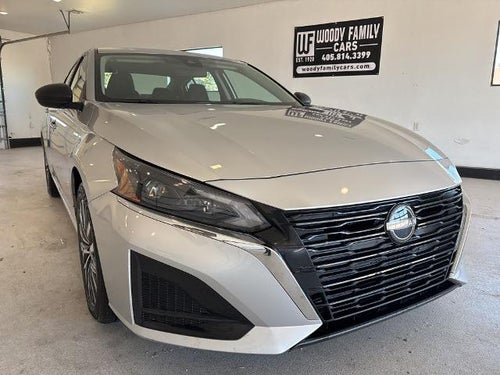 2024 Nissan Altima 2.5 SV Sedan