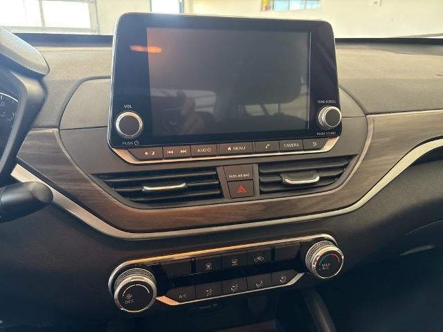 2024 Nissan Altima 2.5 SV Sedan