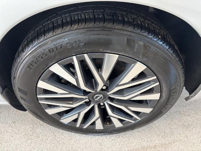 2024 Nissan Altima 2.5 SV Sedan