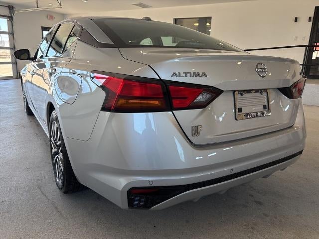 2024 Nissan Altima 2.5 SV Sedan