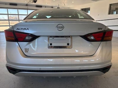 2024 Nissan Altima 2.5 SV Sedan